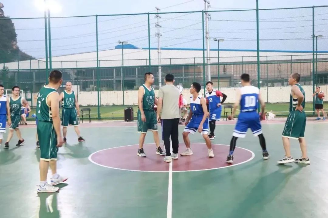 职工篮球赛3.jpg